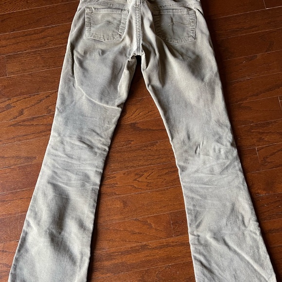 Silver brand Corduroy jeans, size 28x35 - Picture 2 of 4